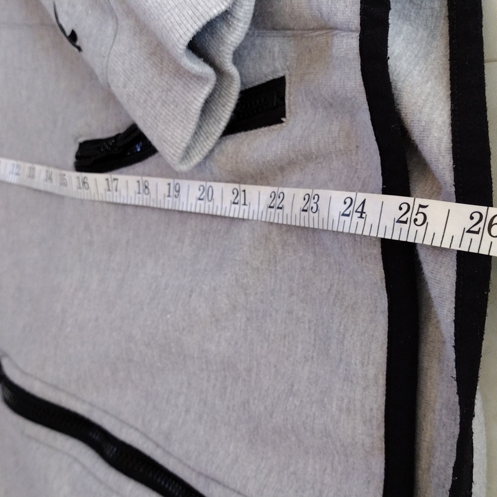 American Eagle Outfitters hi-low hooded sweatshirt style jacket. - Picture 10 of 11